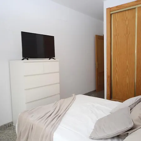 Hermoso Piso A Pocos Metros De La Playa! Fuengirola
